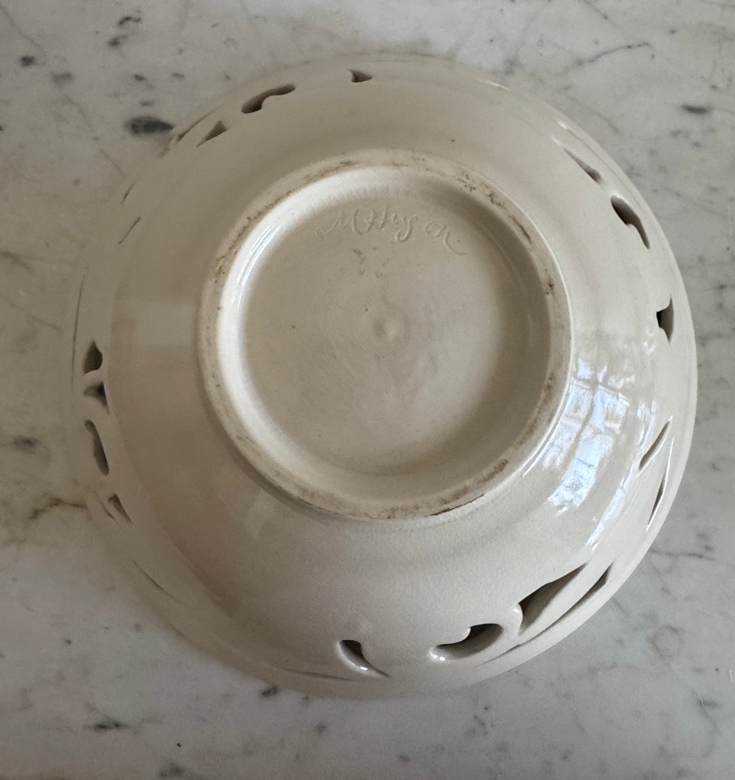 Ajoure pierced bowl