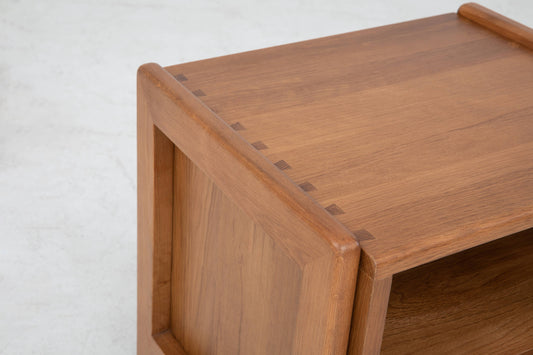 Plume 18" Nightstand