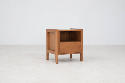 Plume 18" Nightstand