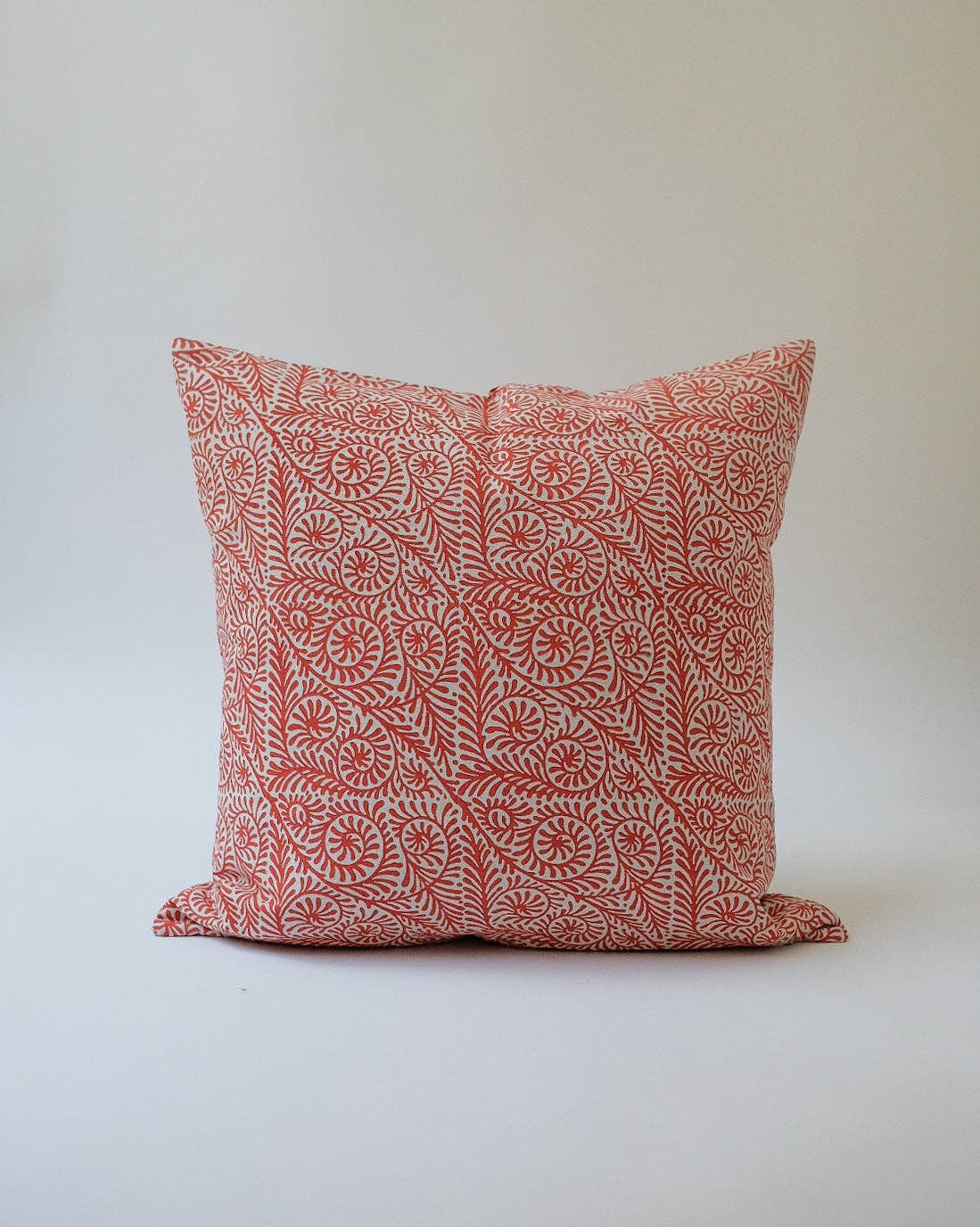 Madhu - Hand Block-printed Linen Pillow (Rojo)