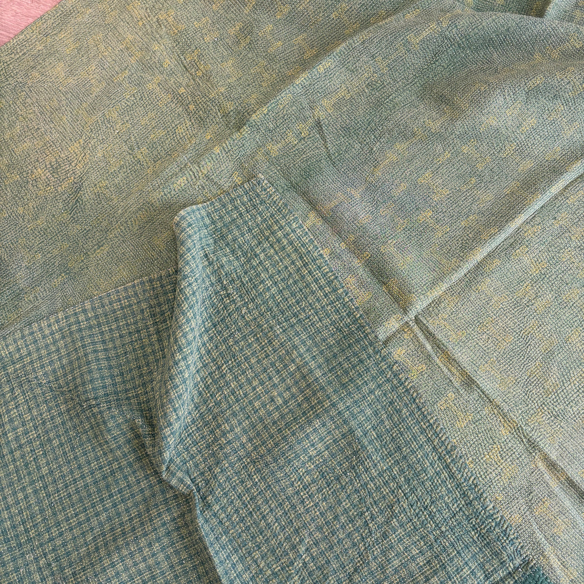 Poncho Coverlet