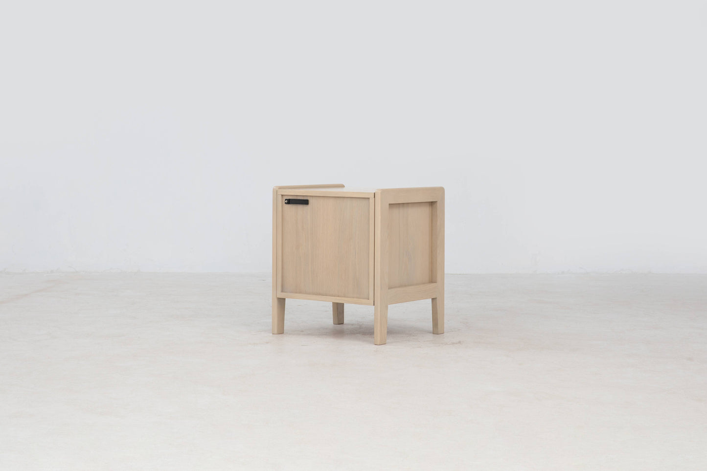 Plume 18" Nightstand