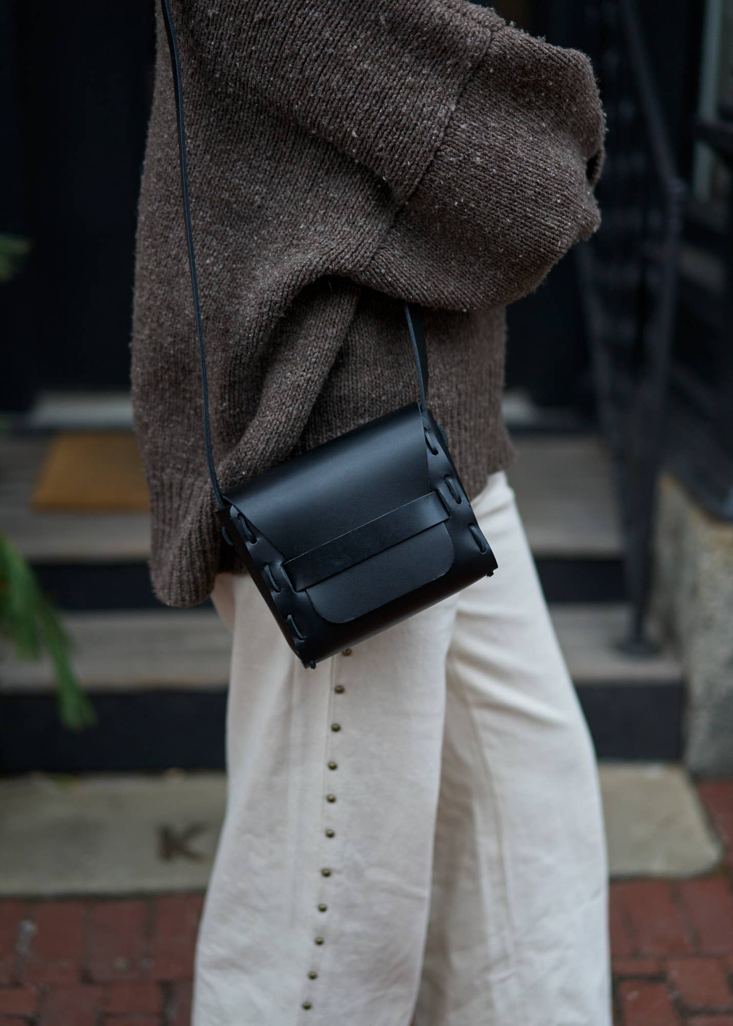 Leather Saddle Bag in Black