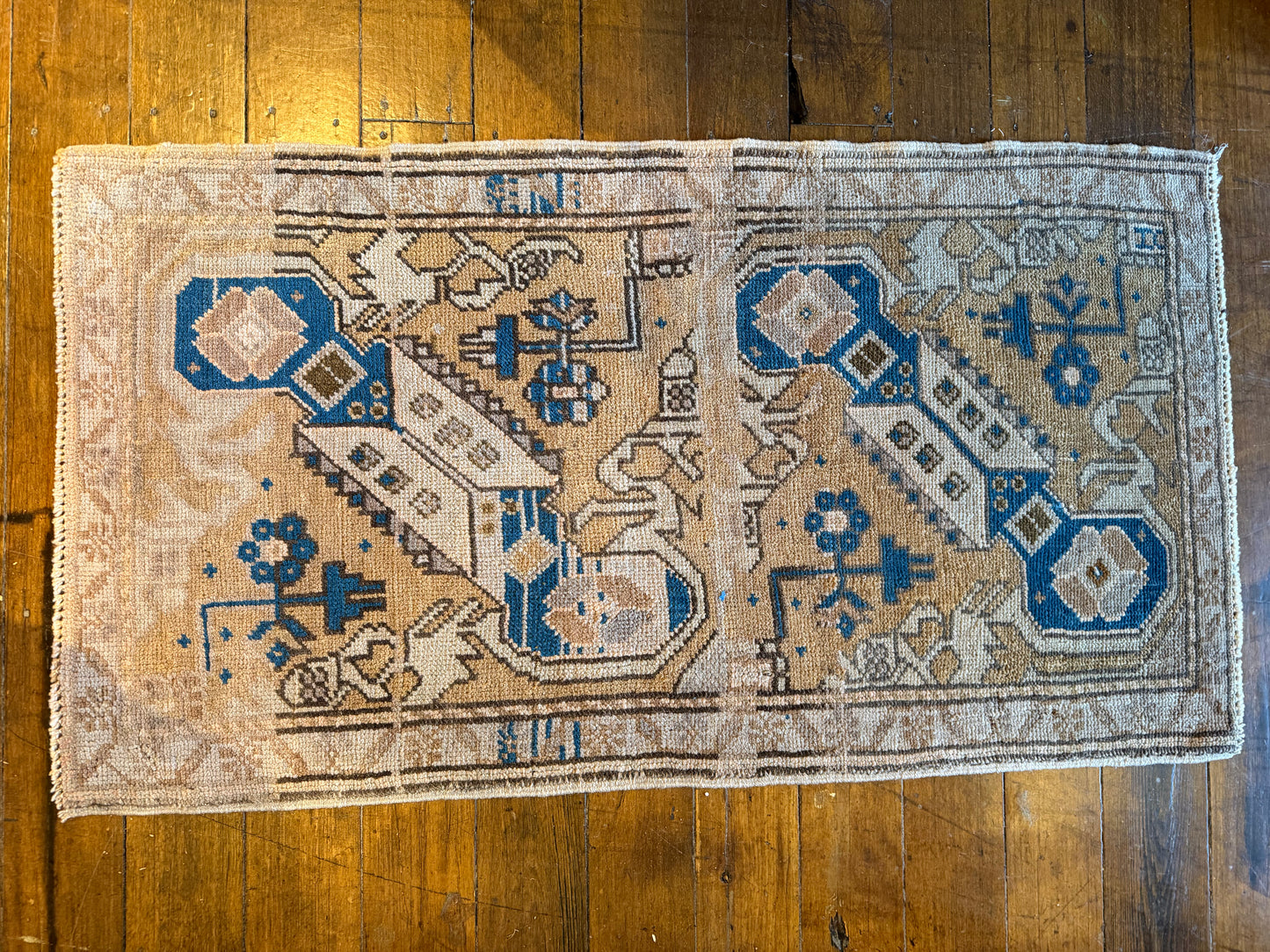 Vintage rug- mini #1