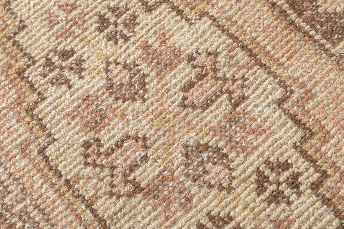 Palace Triple Diamond Bisque Area Rug