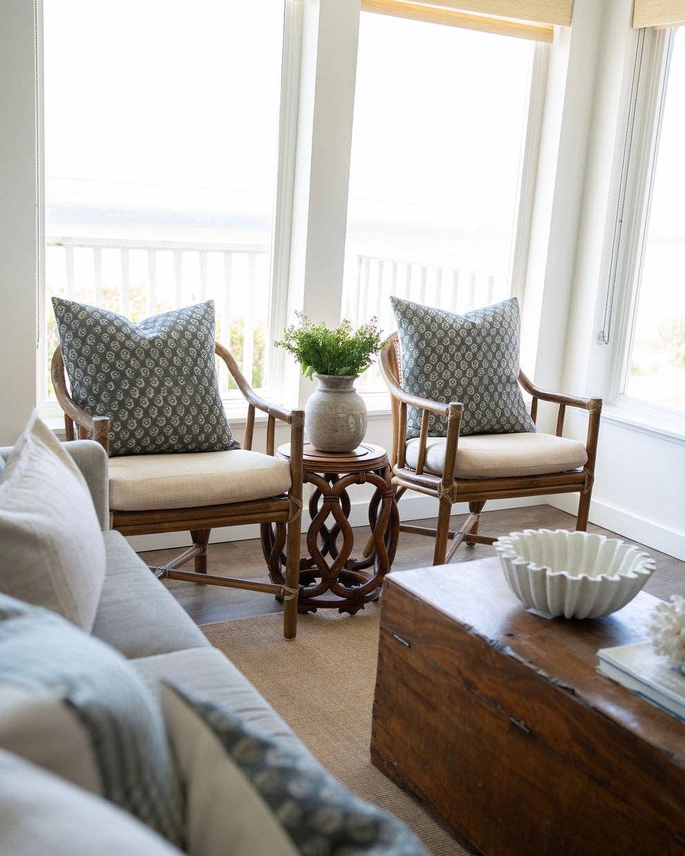 Bailey | Navy Blue Floral Handblock Pillow