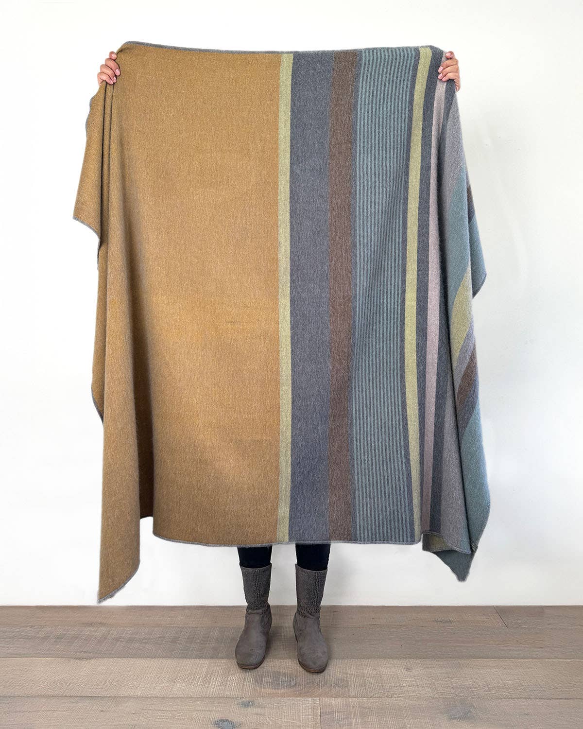 Alpaca Throw - Gold Rush