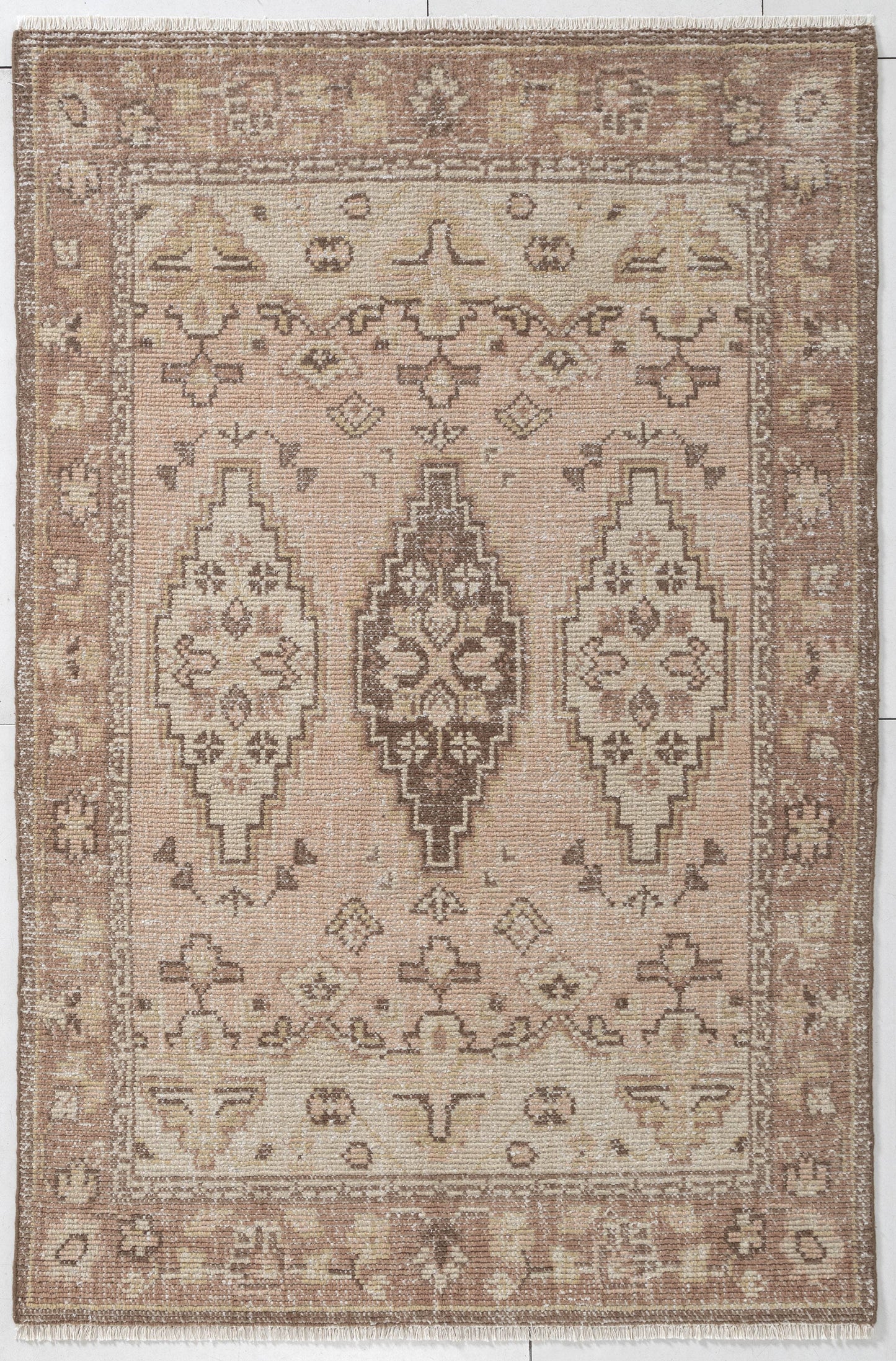 Palace Triple Diamond Bisque Area Rug